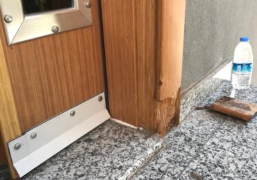 Dıs kapı tamiri